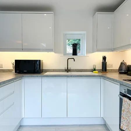 New Edwin Bing Mews -Luxury City Centre Home - Free Parking Cantorbéry Extérieur photo